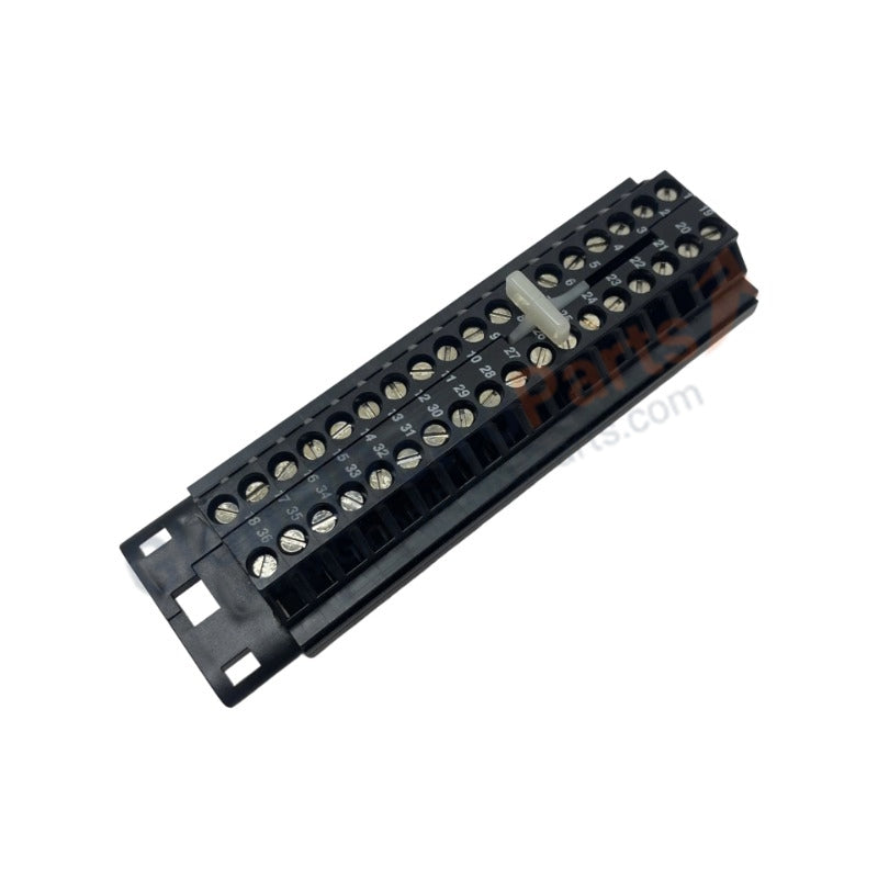 GE Fanuc IC694TBB032 Terminal Blocks PACSystems RX3i