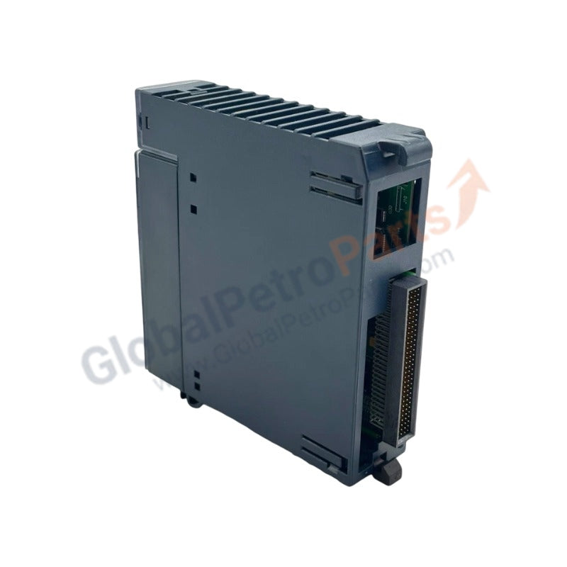 PACSystems RX3i GE Fanuc IC695ALG704 Analog Output Modules